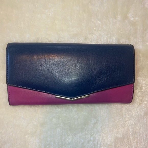 Authentic Fendi Wallet - Picture 1 of 13